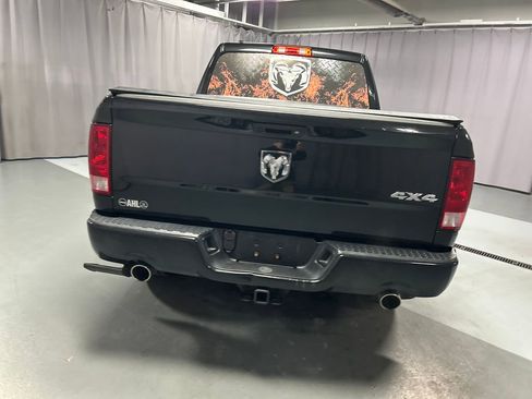 Used 2017 RAM 1500 Express image 6
