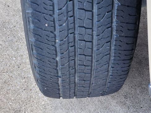 Used 2022 GMC Canyon Elevation w/ Trailering Package RWD image 11