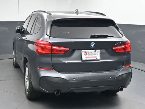 Used 2017 BMW X1 sDrive28i image 2
