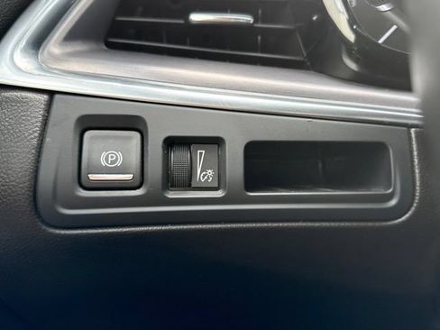 Used 2023 Cadillac XT5 Luxury AWD/4WD image 22