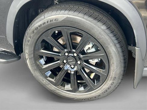 New 2026 Toyota Highlander Limited AWD/4WD image 10