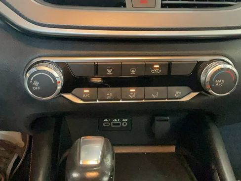 Used 2024 Nissan Altima 2.5 SR FWD image 28