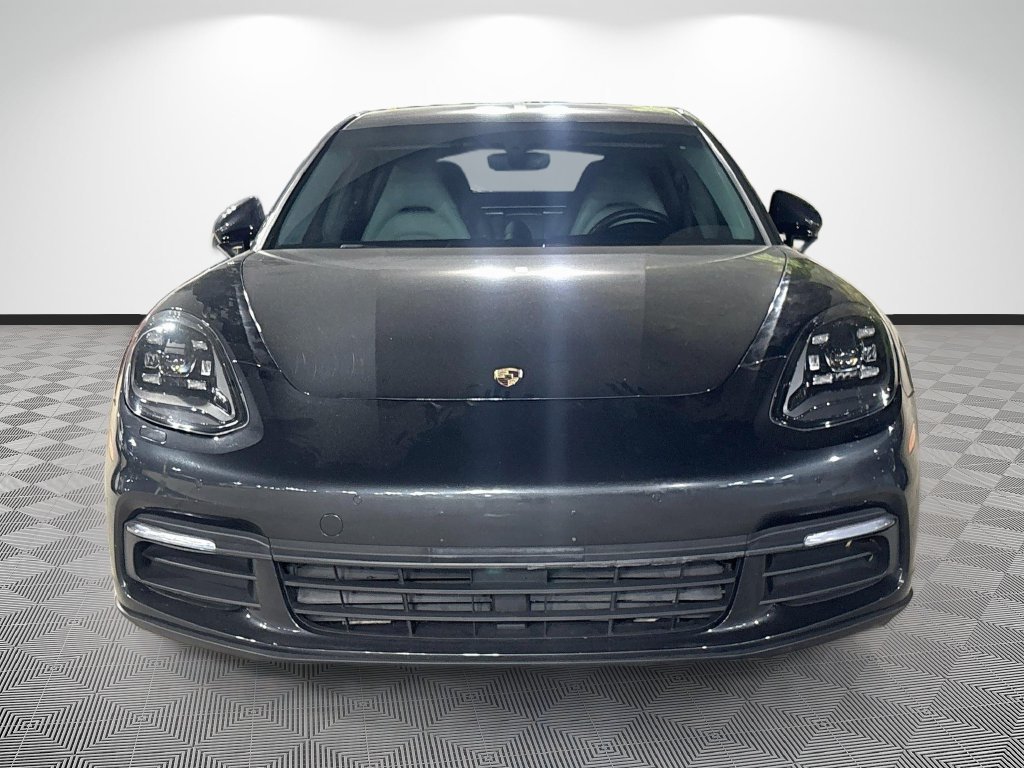Used 2017 Porsche Panamera 4 AWD/4WD image 1