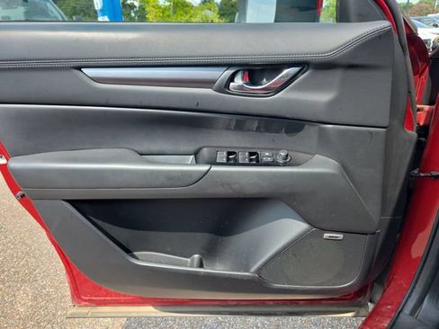 Used 2018 MAZDA CX-5 Touring w/ Preferred Equipment Package FWD image 17