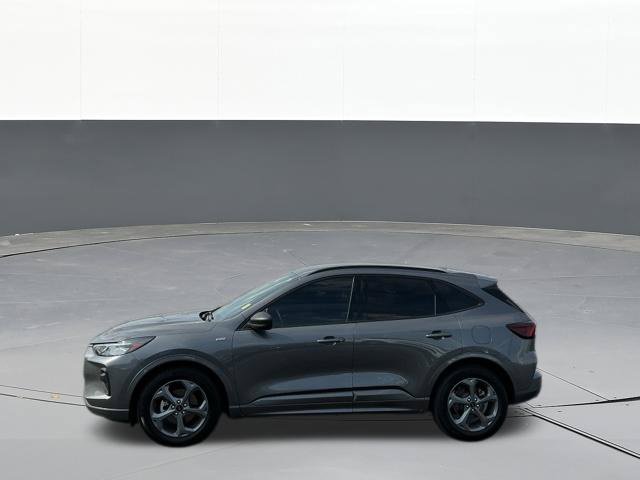 Used 2024 Ford Escape ST-Line w/ Tech Pack #1 FWD image 8