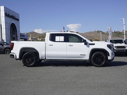 Used 2023 GMC Sierra 1500 Elevation AWD/4WD image 3