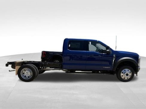New 2026 Ford F550 4x4 Crew Cab image 19