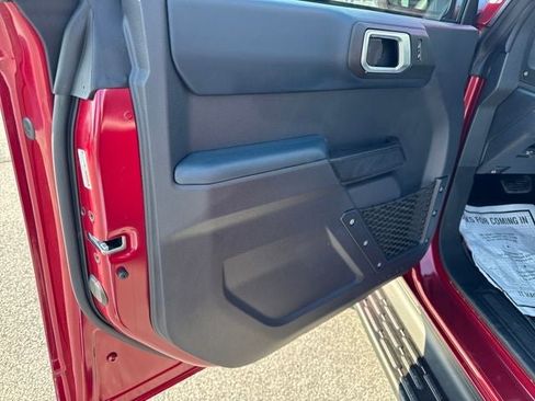 New 2025 Ford Bronco Heritage Edition image 10