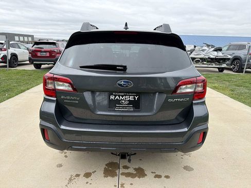 Used 2018 Subaru Outback 2.5i Premium AWD/4WD image 5
