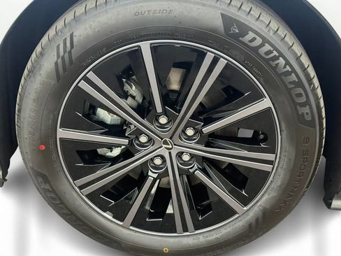New 2026 Lexus ES 350e FWD image 9