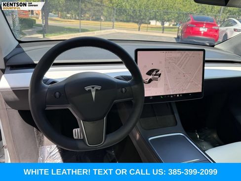 Used 2023 Tesla Model Y Performance AWD/4WD image 24