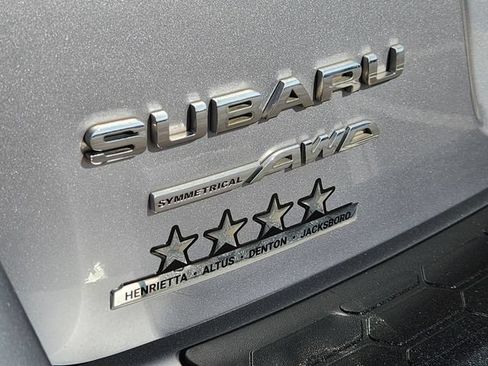 Used 2019 Subaru Crosstrek 2.0i Limited w/ Moonroof Package w/Navigation AWD/4WD image 12