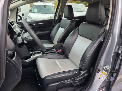 Used 2019 Honda Fit LX image 15