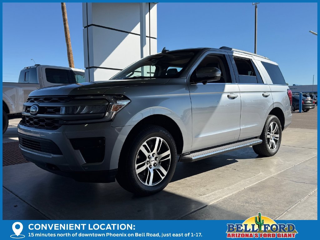 Used 2023 Ford Expedition XLT AWD/4WD image 2