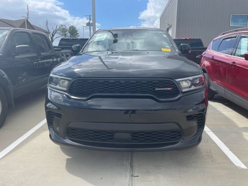 Used 2024 Dodge Durango GT RWD image 2