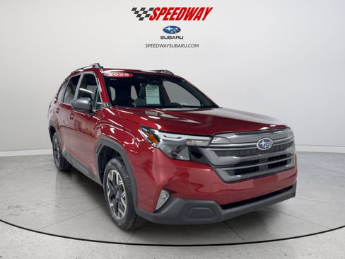Used 2026 Subaru Forester Premium AWD/4WD image 2
