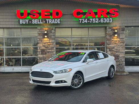Used 2013 Ford Fusion SE image 1