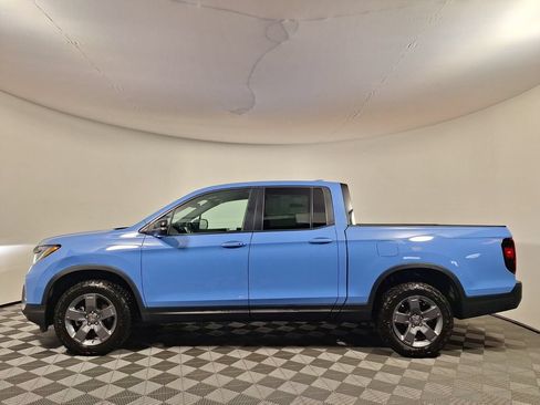 Used 2025 Honda Ridgeline TrailSport image 8