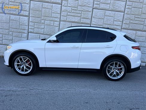 Used 2018 Alfa Romeo Stelvio Sport w/ Quick Order Package 22J Sport image 7