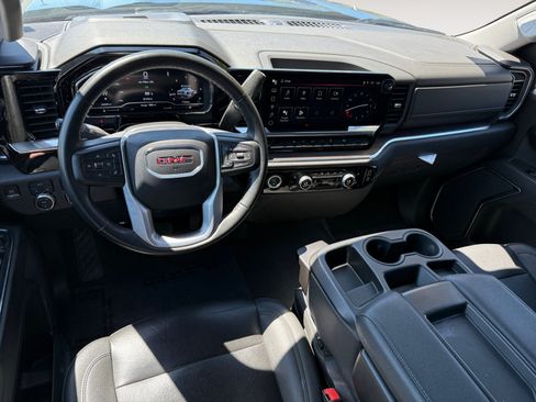 Used 2024 GMC Sierra 1500 SLT AWD/4WD image 15