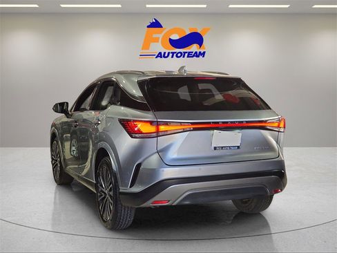 Used 2023 Lexus RX 350 Premium image 2