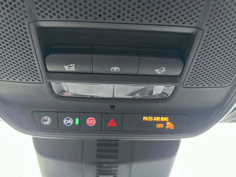 Certified 2024 Chevrolet Traverse LT w/ LPO, Floor Liner Package image 41