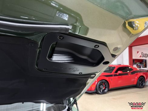 Used 2023 Dodge Challenger SRT Hellcat image 9