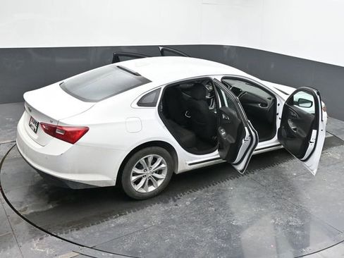 Used 2025 Chevrolet Malibu LT image 65