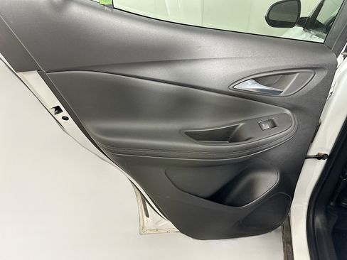 Used 2025 Buick Encore GX Preferred FWD image 25