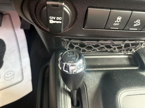 Used 2017 Jeep Wrangler Unlimited Sport w/ Connectivity Group AWD/4WD image 14