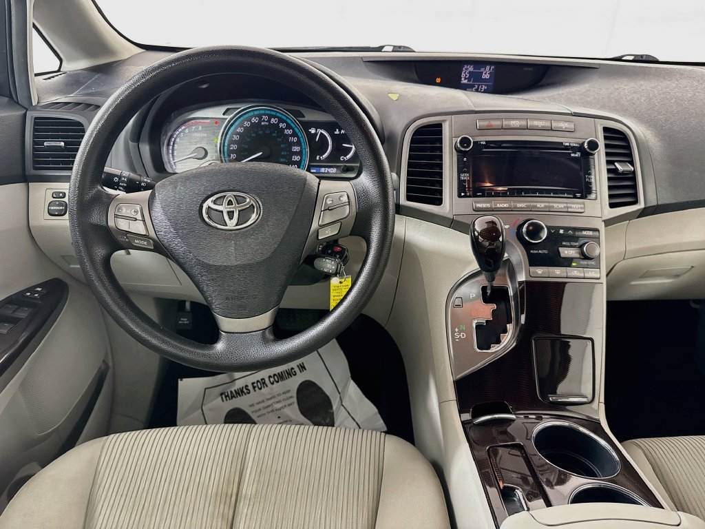 Used 2010 Toyota Venza FWD image 24