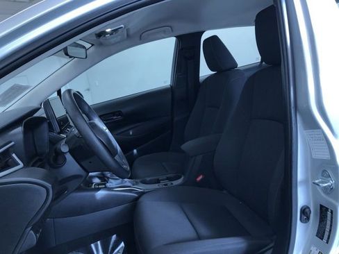 Certified 2025 Toyota Corolla LE image 18