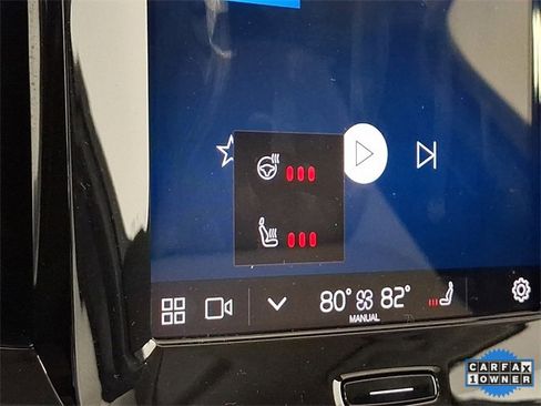 Used 2024 Volvo XC40 B5 Ultimate w/ Protection Package Premier image 25