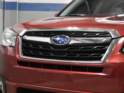 Used 2017 Subaru Forester 2.5i Premium image 31