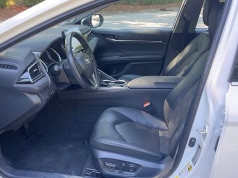 Used 2023 Toyota Camry XLE w/ Navigation Package FWD image 5