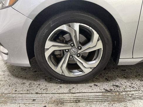 Certified 2018 Honda Accord EX-L image 10