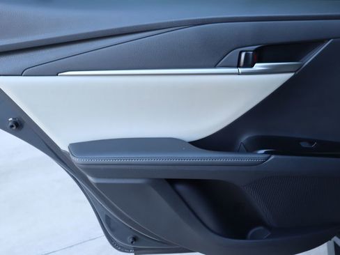 Certified 2025 Toyota Camry XLE image 25