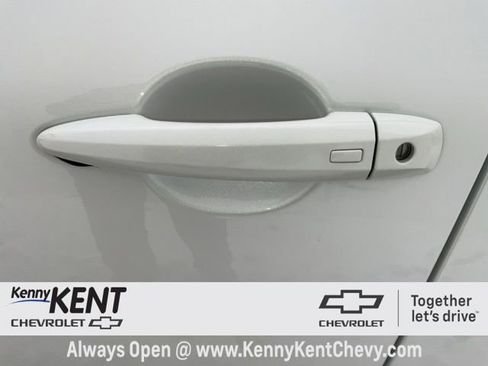 Used 2024 Nissan Rogue SV image 20