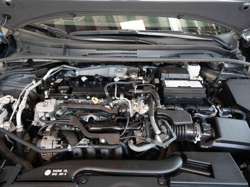 Used 2025 Toyota Corolla LE FWD image 30
