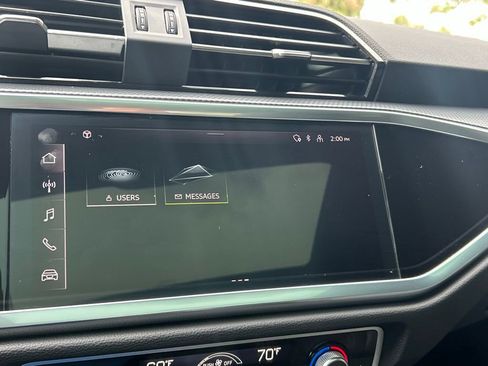 Used 2023 Audi Q5 2.0T Premium w/ Convenience Package image 17