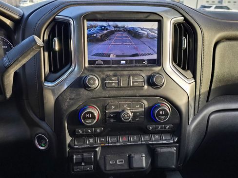 Used 2020 Chevrolet Silverado 2500 LTZ w/ LTZ Plus Package image 18