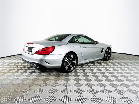 Used 2019 Mercedes-Benz SL 450 w/ Premium Package image 35