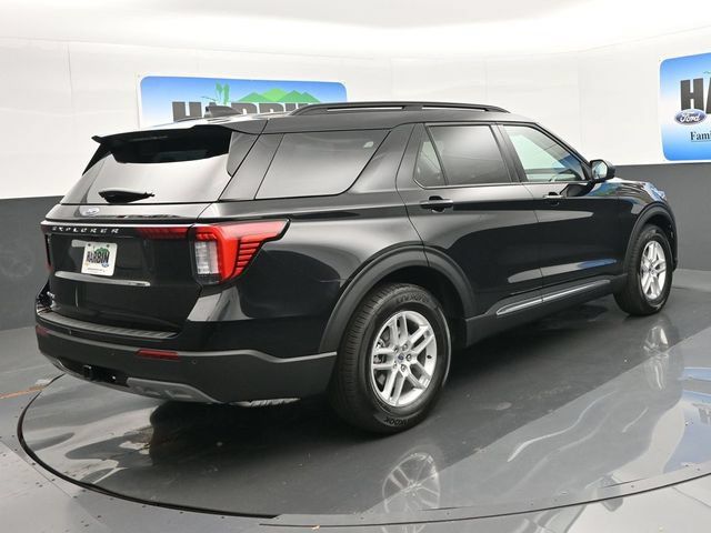 New 2025 Ford Explorer Active w/ Active Comfort Package RWD image 5
