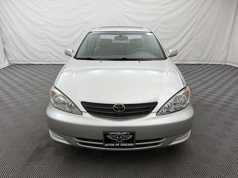 Used 2002 Toyota Camry LE FWD image 3