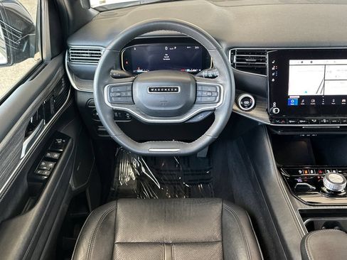Used 2024 Jeep Wagoneer Series II AWD/4WD image 16