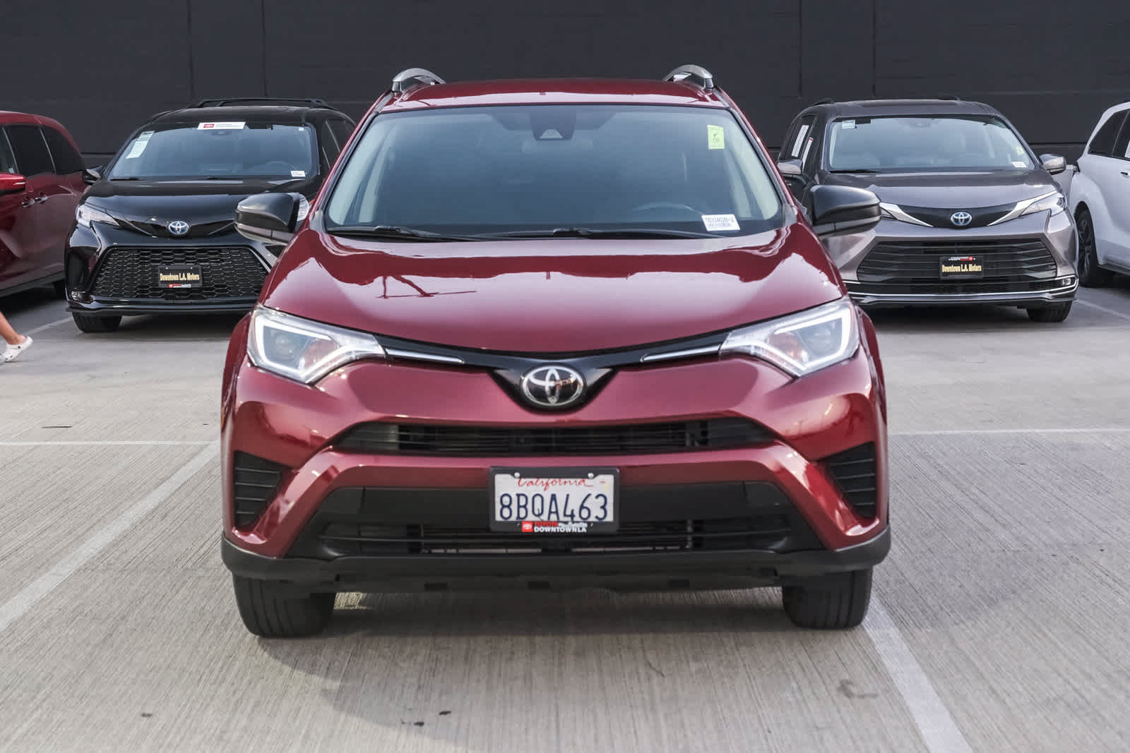 Used 2018 Toyota RAV4 LE w/ All Weather Liner Package FWD image 2