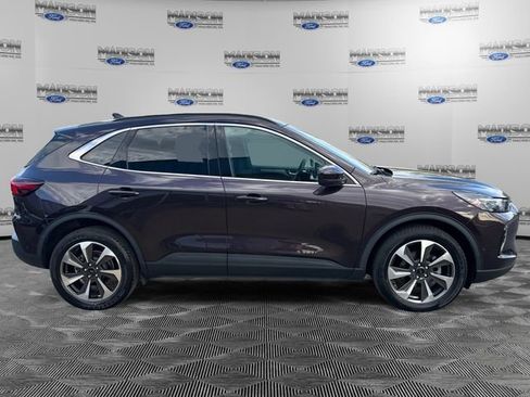 Certified 2023 Ford Escape Platinum w/ Premium Technology Package AWD/4WD image 6
