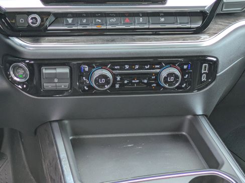 New 2026 Chevrolet Silverado 3500 LTZ w/ LTZ Convenience Package AWD/4WD image 23