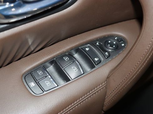 Used 2024 Nissan Armada Platinum w/ Captain's Chairs Package image 52