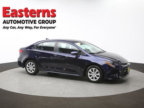 Used 2023 Toyota Corolla LE image 46